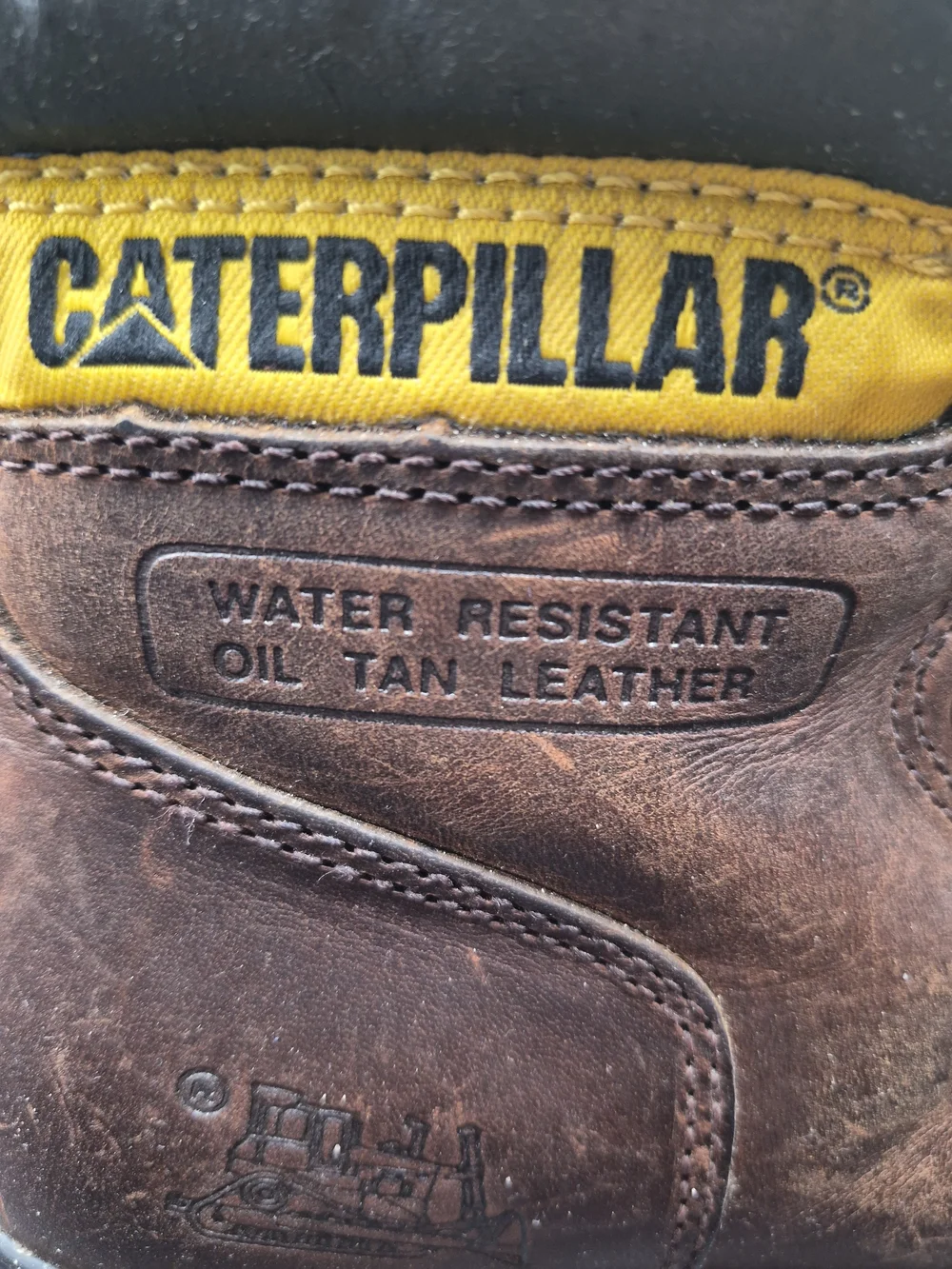 Caterpillar Walking Machine Brown Leather Lace-Up Work Boots with Yellow Logo